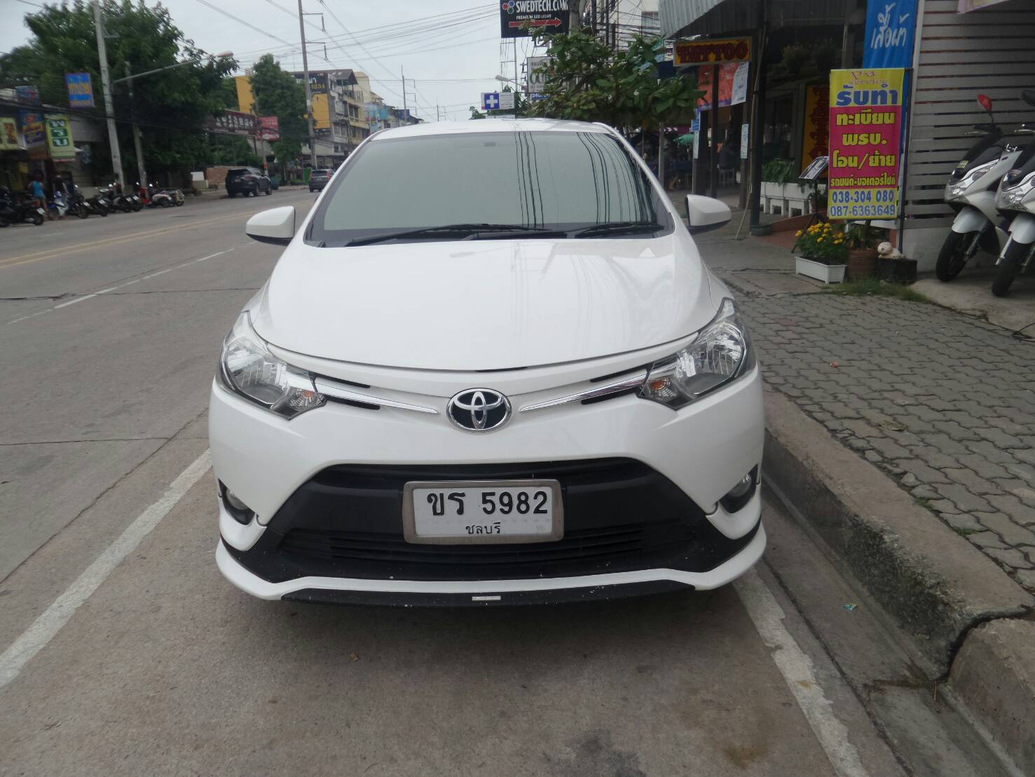 เช่ารถ รถเช่า ชลบุรี Toyota Vios 2015